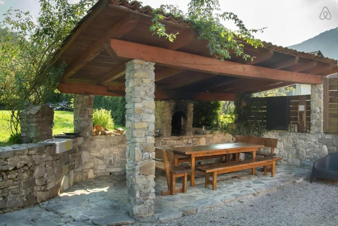 House Maharac With 3 Apartments Till 18 Persons Kamno Kültér fotó